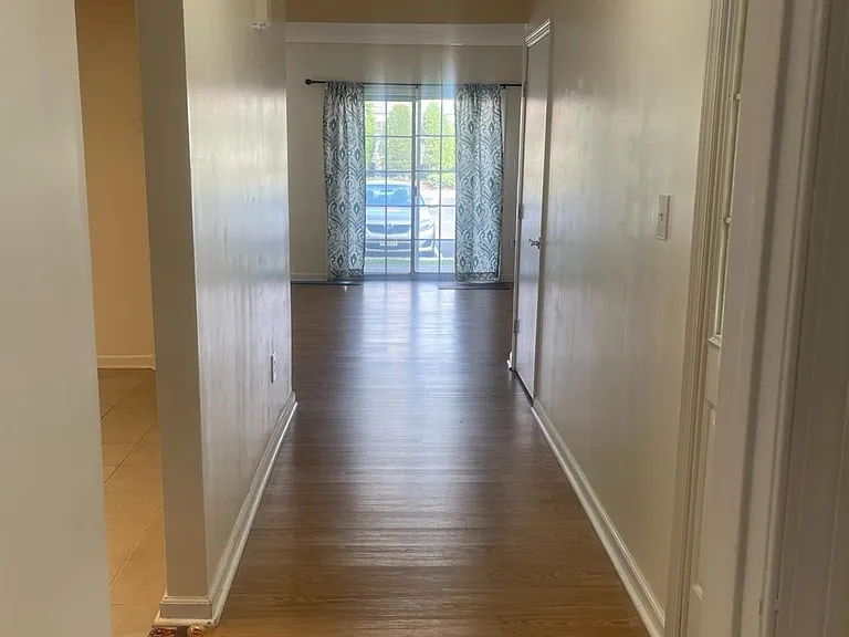 1503 Plymouth Rd — Photo 3