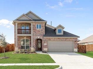 8 Grouse Cir, Sanger, TX 76266