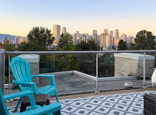 1250 W 6th Ave #9, Vancouver, BC V6H1A5