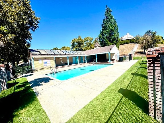 5th image of 1322 Buttercup Ln