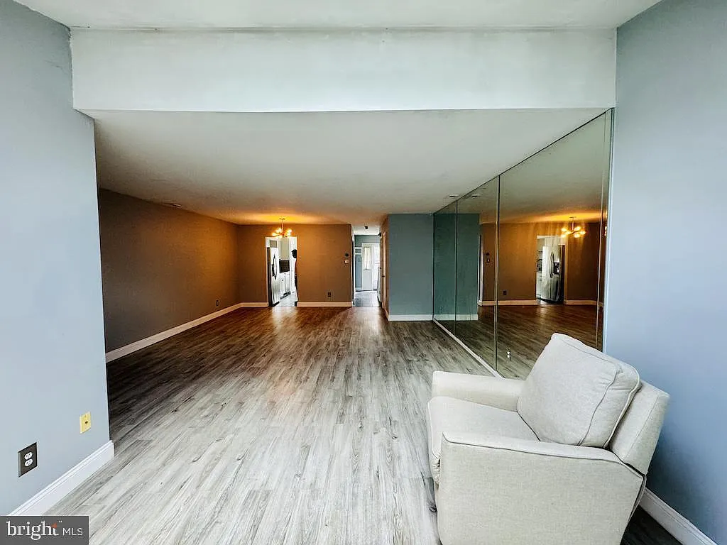2 bed, 2.5 bath, 1476 sqft, $2,650 — Photo 4