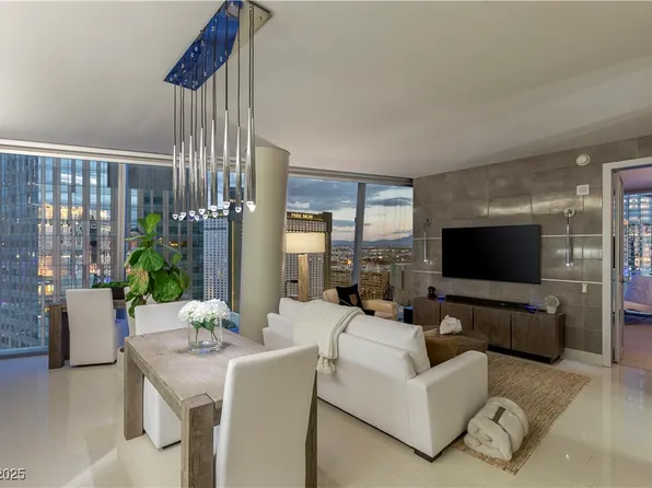 3722 Las Vegas Blvd S, Las Vegas, NV 89158