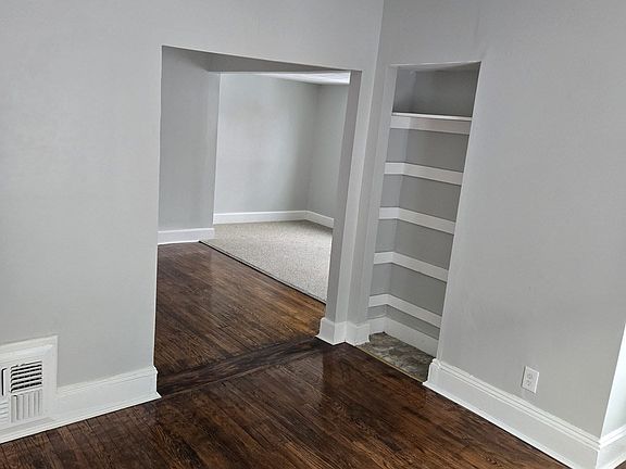 3rd image of 162 Northampton Ave