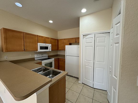3rd image of 1606 Cumin Dr