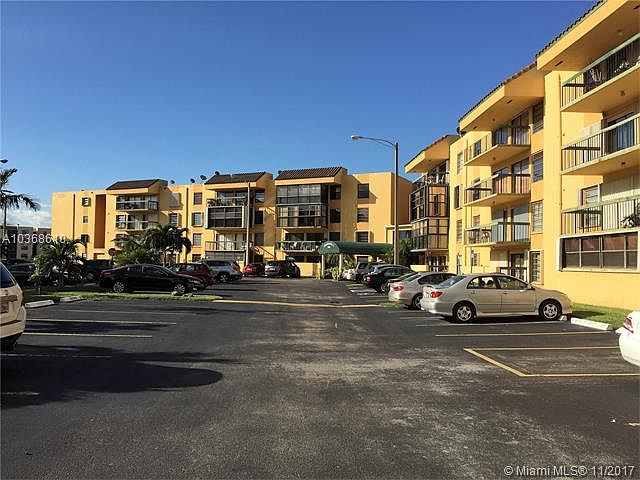 1st image of 1350 SW 122nd Ave APT 109