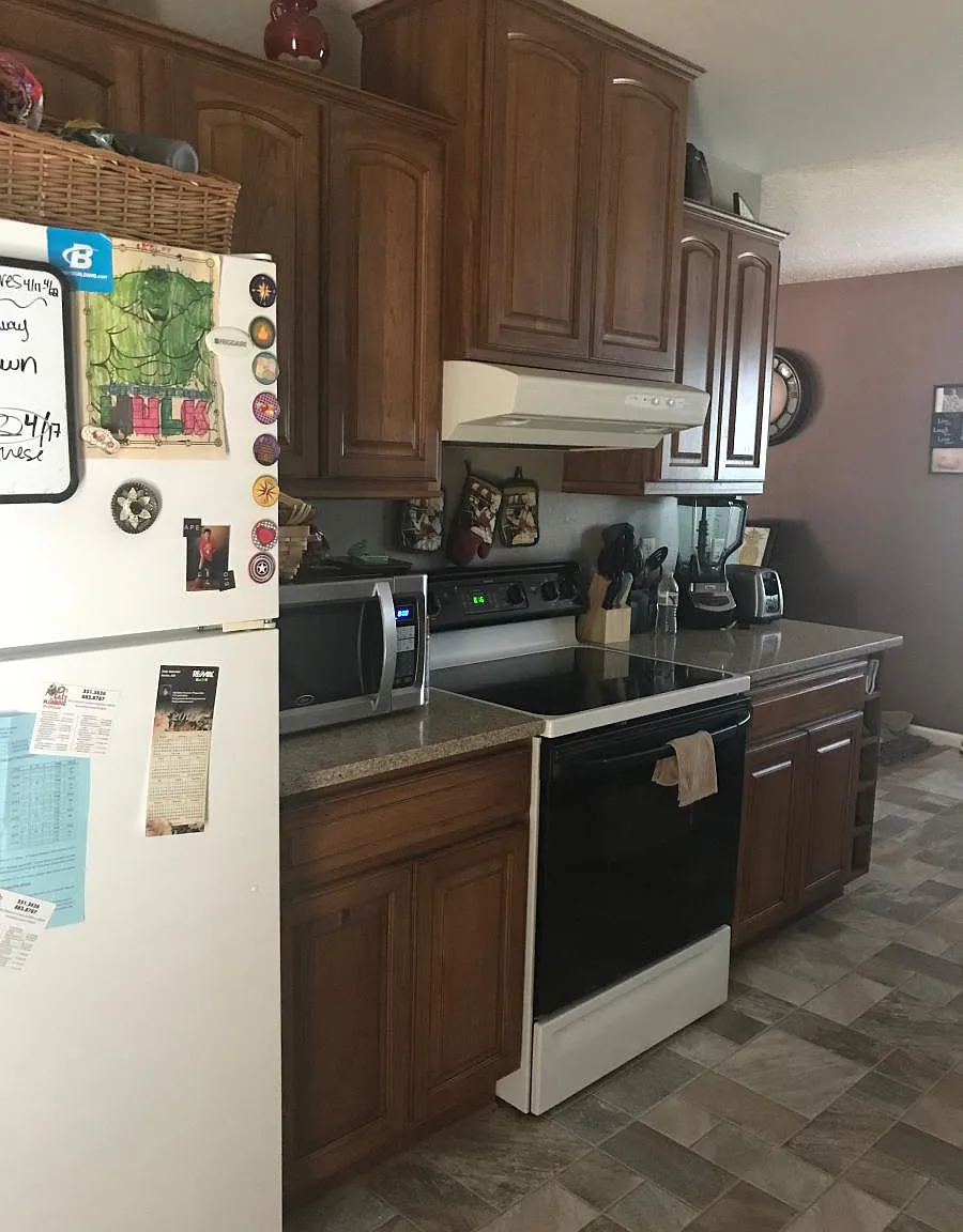 3185 Delna Drive — Photo 3