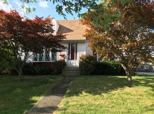 240 Greenway Blvd, Cheektowaga, NY 14225