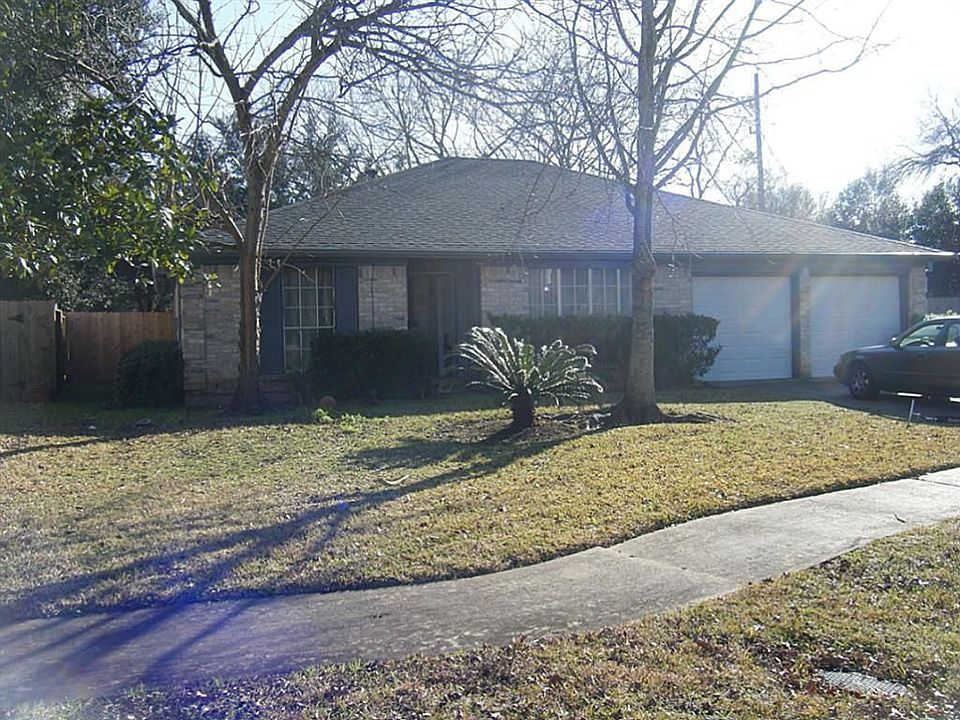 1st image of 3006 Pecan Point Dr