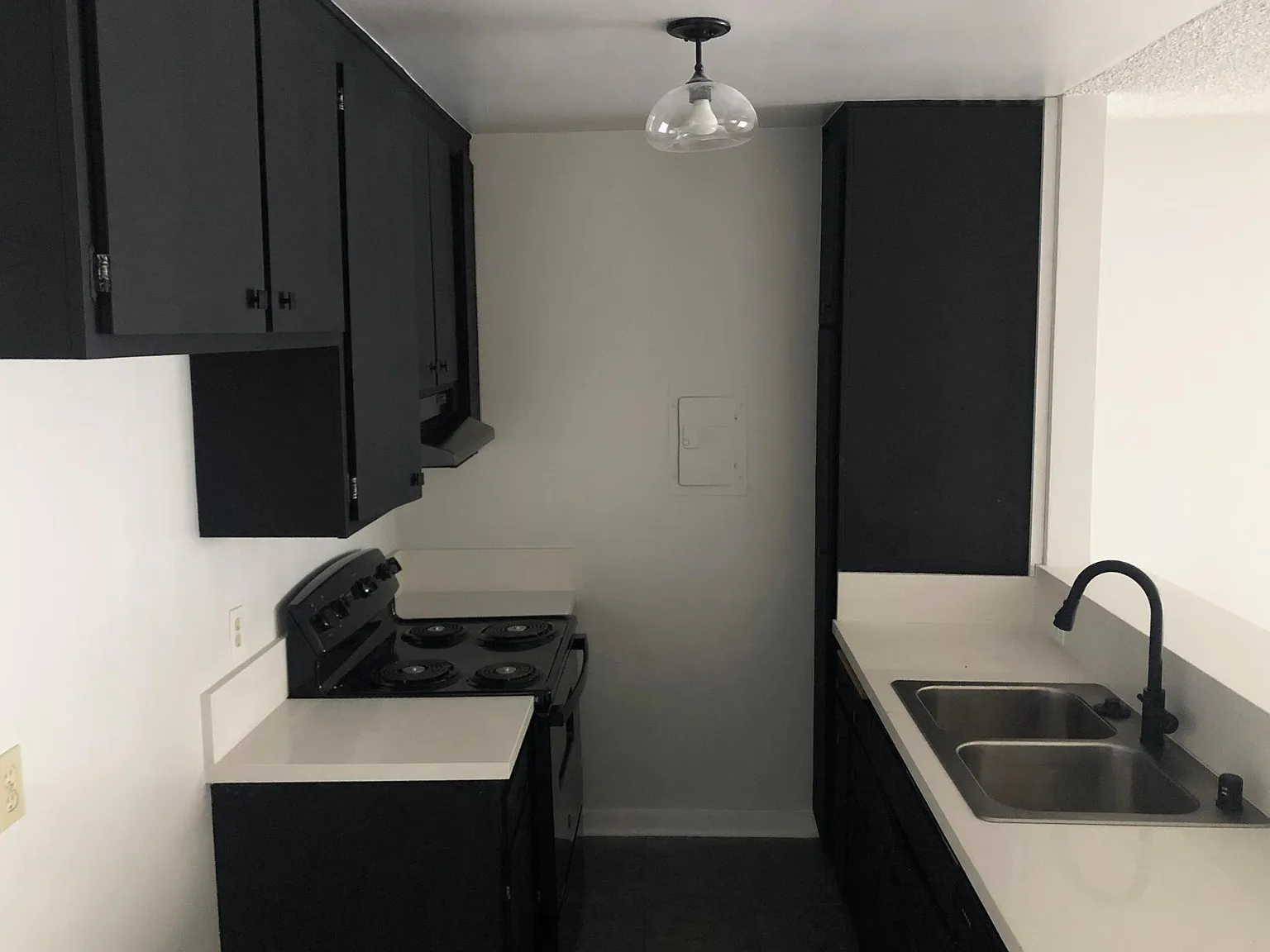1 bed, 800 sqft, $2,295 — Photo 2