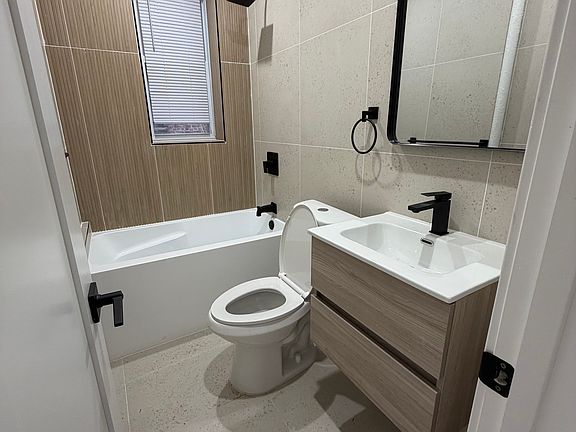 2nd image of 409 54th St APT 7
