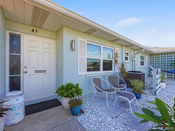 2nd image of 1027 BEACH MANOR CIRCLE #47