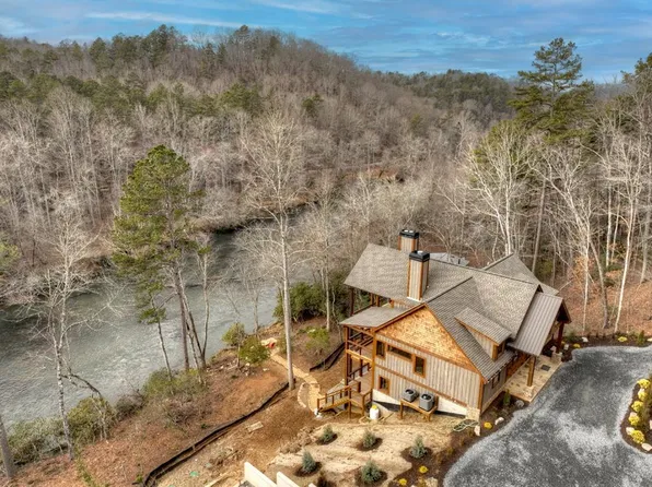 156 River Chase Way, Mineral Bluff, GA 30559