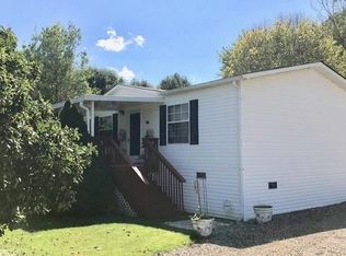 212 Hendrix St, Waynesville, NC 28786