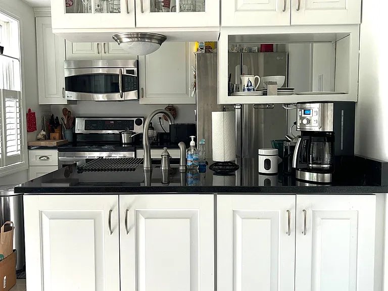 459 Allen Ave #1 — Photo 3