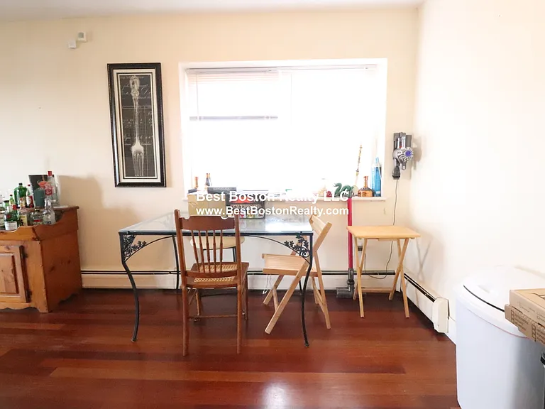50 Craigie St #27 — Photo 2