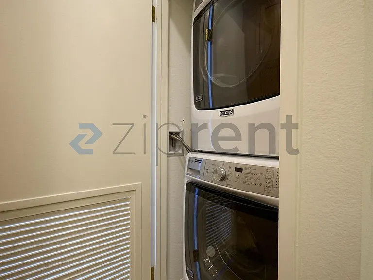 25761 Le Parc #87 — Photo 12