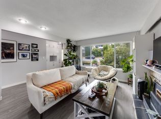 10 Stratford Ave N, Burnaby, BC V5B 1K9