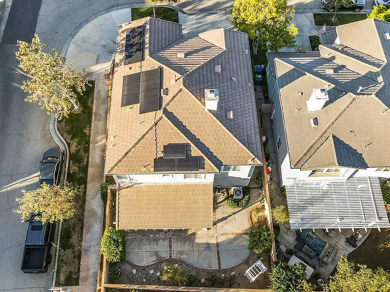 24040 Dandelion Ln — Photo 44