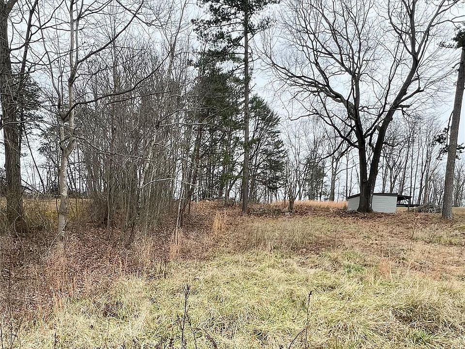 2nd image of 322 Pinnacle Church Rd