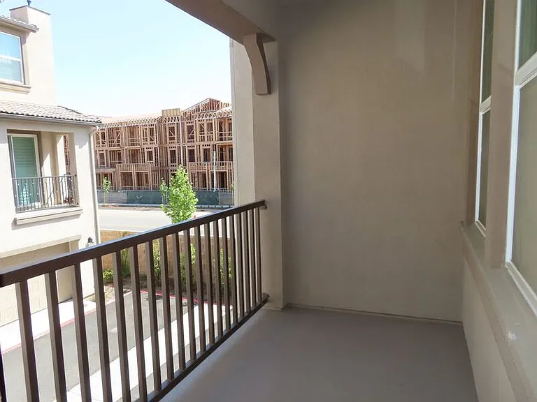 40585 Melrose Dr — Photo 17
