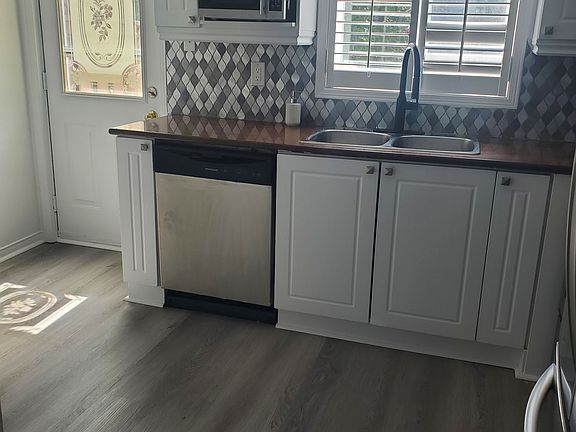 5th image of 189 Galloway Rd #27