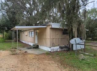 202 Vancouver Cir, Interlachen, FL 32148