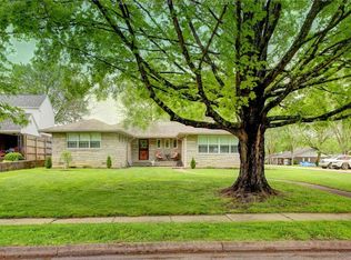 1073 Highland Dr, Saint Albans, WV