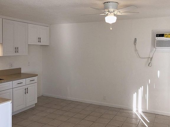 3rd image of 592 West St APT D