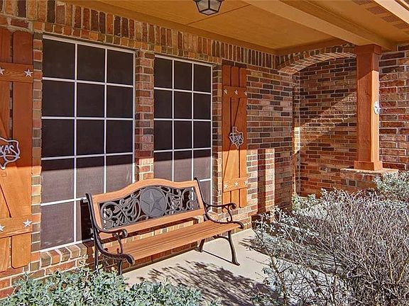 3rd image of 9220 Barbara Dr