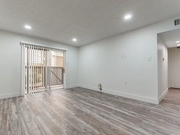 4851 Cedar Springs Rd #177 — Photo 11