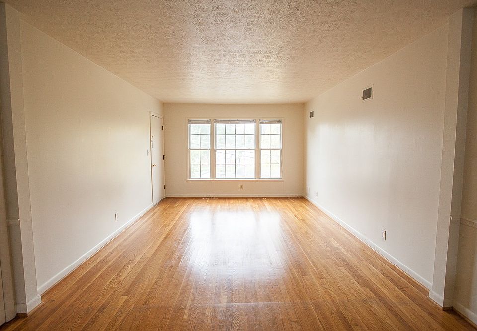 955 Donaghe St APT 4, Staunton, VA 24401 Zillow