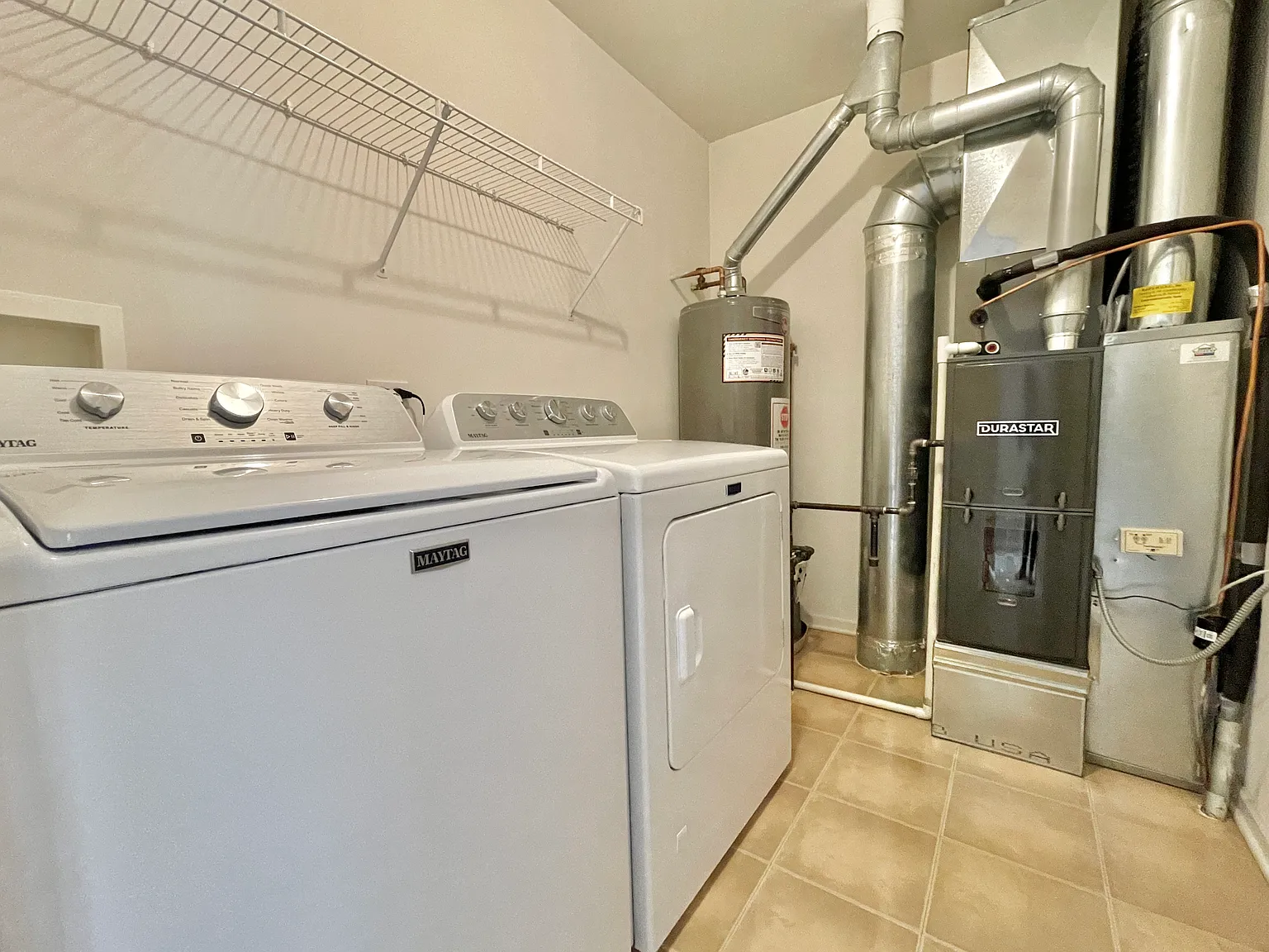 2 bed, 2.5 bath, 1632 sqft, $2,345 — Photo 3