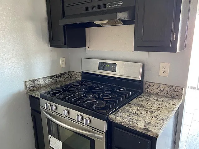 906 Wentwood Dr — Photo 19