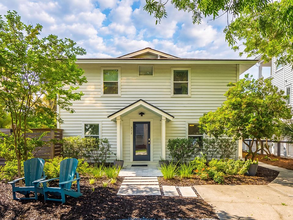 1st image of 312 Charleston Blvd