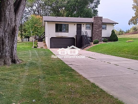 2nd image of 2211 Imperial Dr