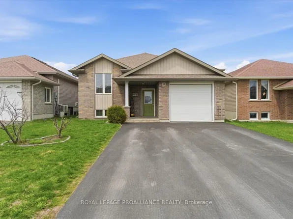 68 Cortland Cres, Quinte West, ON K8V 0E9