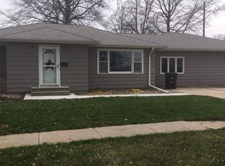 1505 I St, Geneva, NE 68361