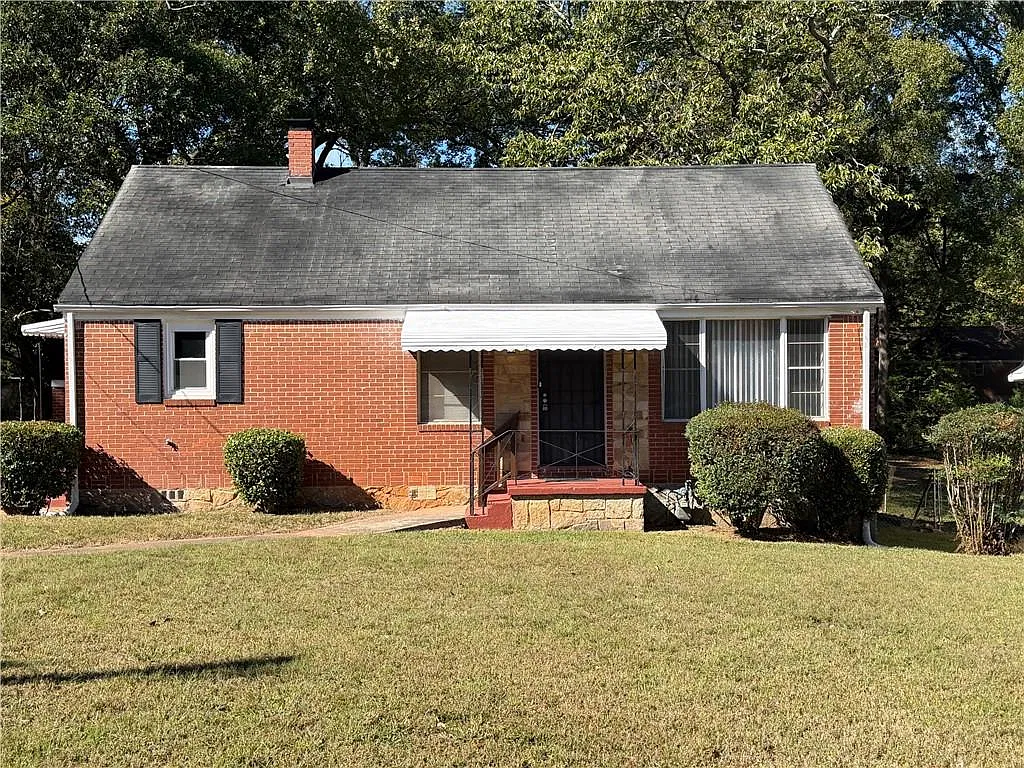 2 bed, 1.0 bath, 936 sqft, $1,250 — Photo 1