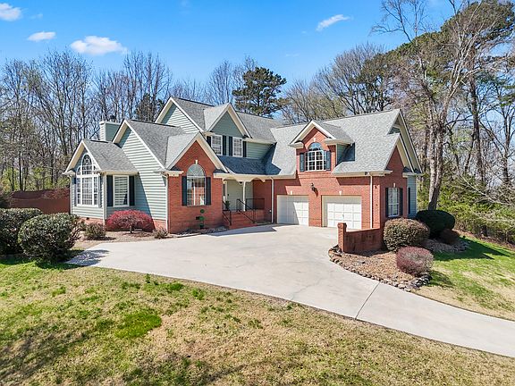 2nd image of 2600 Brown Ridge Ln