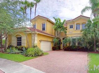 1654 NE 194th St, Miami, FL 33179