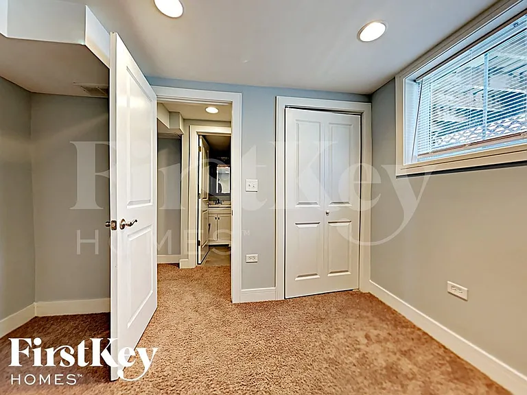 5434 Georgetown Dr — Photo 12