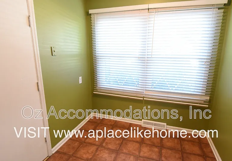 8870 Westbrooke Dr — Photo 12
