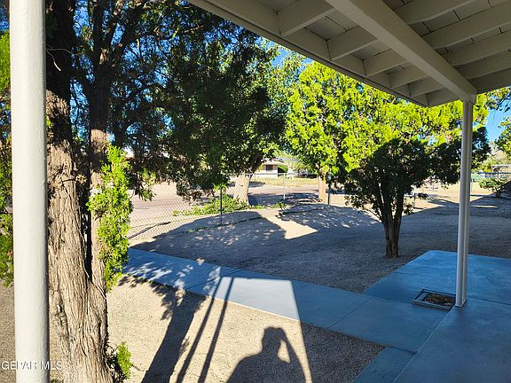 5th image of 4918 Guadalupe Dr