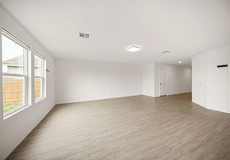 5703 Dewberry Run — Photo 9
