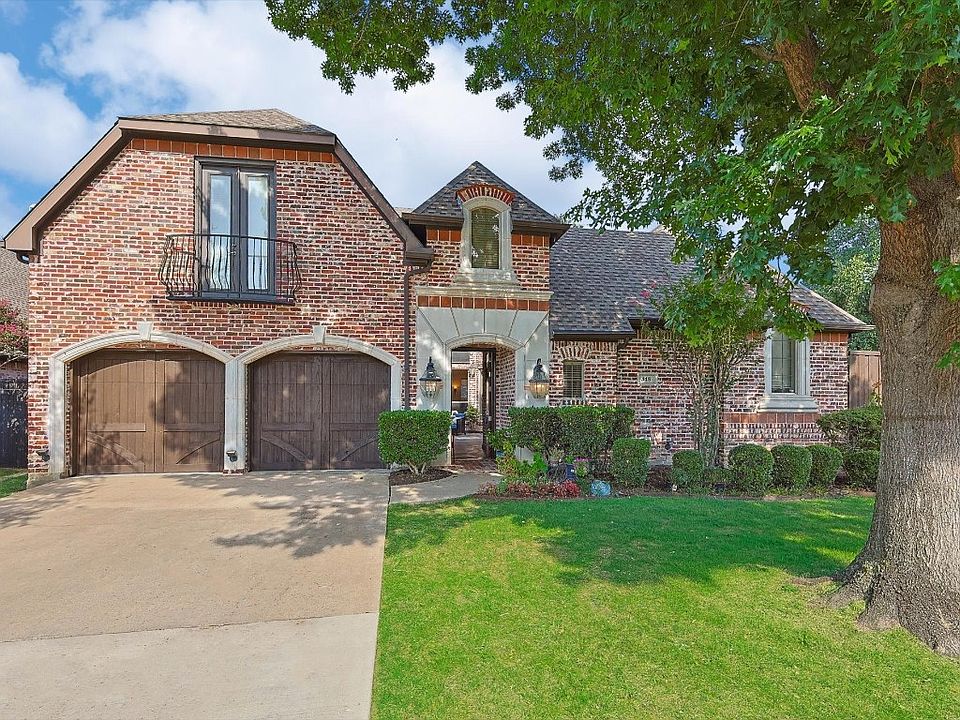 1st image of 118 Whispering Hills Dr