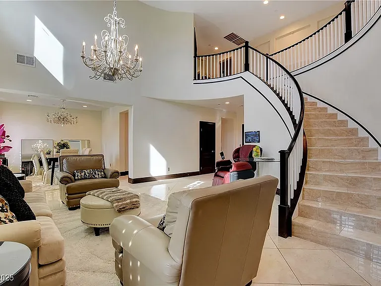 3541 Winter Wren St — Photo 2