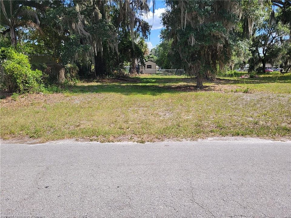 1st image of 445 Sellers St