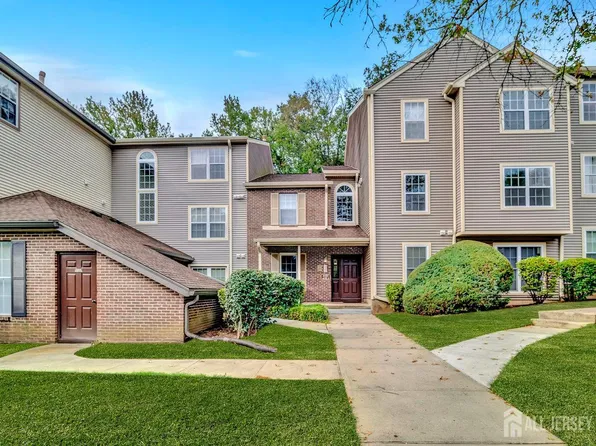 4162 Bayberry Ct, Monmouth Junction, NJ 08852