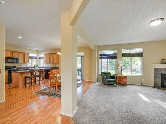 4th image of 9717 NE 157th Ave