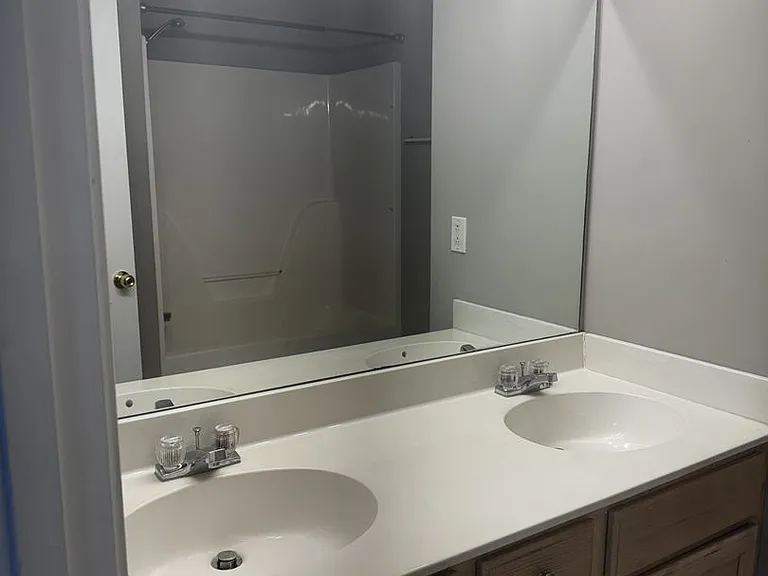 3044 Wellington Pl — Photo 7